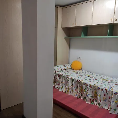 Apartment Apartamento La Pineda